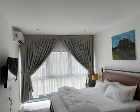 Tranquil Two Bedroom Duplex Apartment at Embassy Gardens